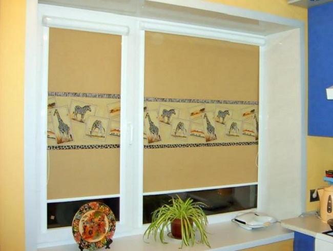 Рулонные шторы для кухни